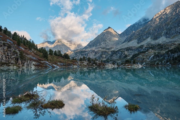 Fototapeta The Darashkol lake in Altai in Siberia