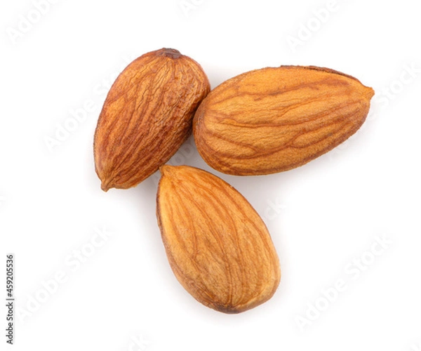 Fototapeta Almonds isolated on white background