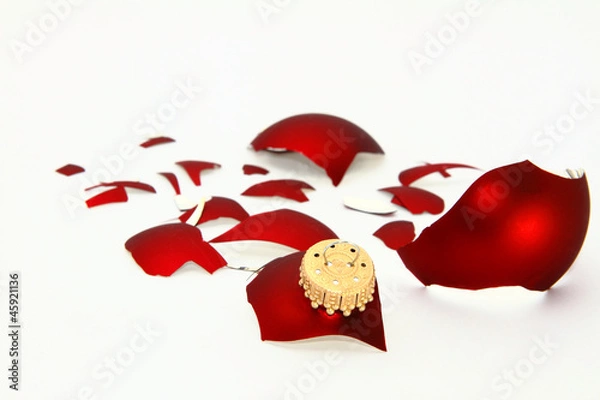 Fototapeta zerbrochene Christbaumkugel