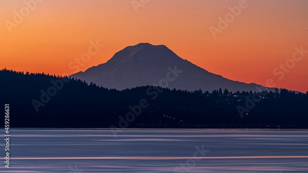 Obraz sunrise over Mt Rainier 