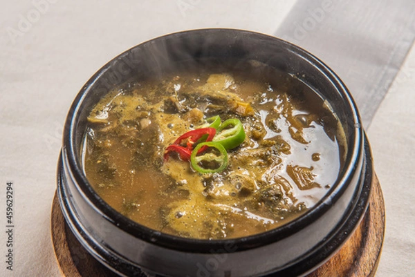 Fototapeta 오랜 시간 끓여내 맛있는 국물 요리