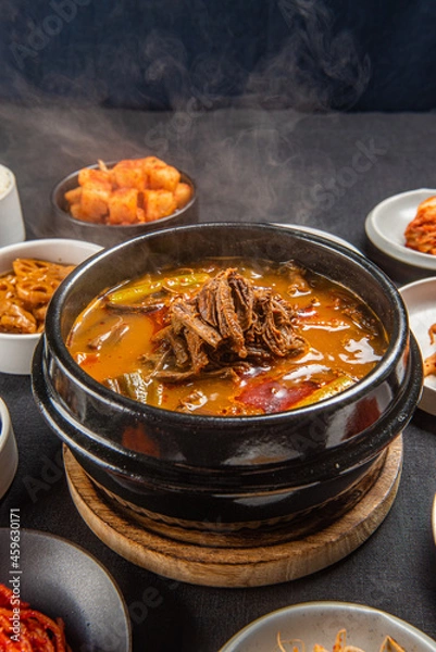 Obraz 오랜 시간 끓여내 맛있는 국물 요리