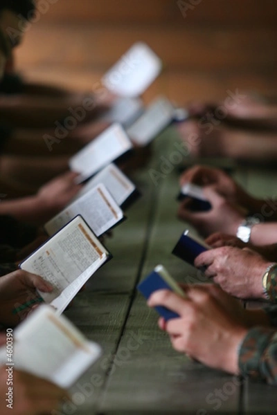 Obraz Gesangbuecher beim Feldgottestdienst