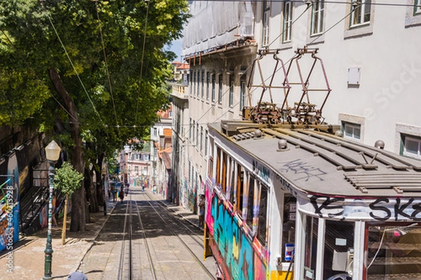 Obraz a street with a cable car