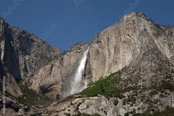 Obraz waterfall in yosemite