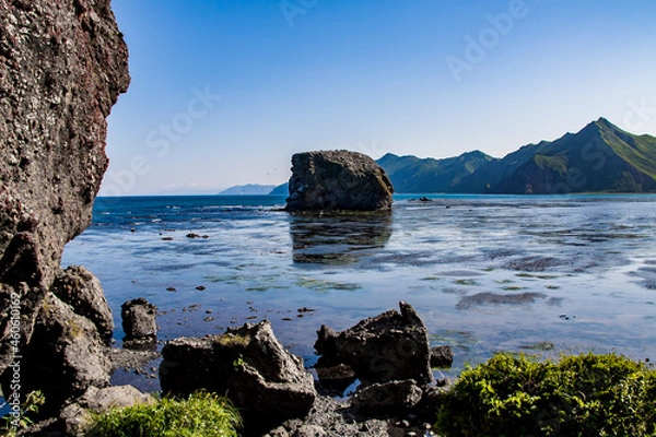 Fototapeta The Island Is Noticeable, the bay is Quiet, the cape is Quiet, the peak is Bold. Sakhalin, Russia