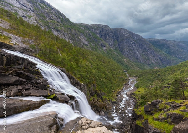 Fototapeta Breathtaking scenery and four majestic waterfalls in Husedalen from Kinsarvik to the Hardangervidda mountain plateau, Norway