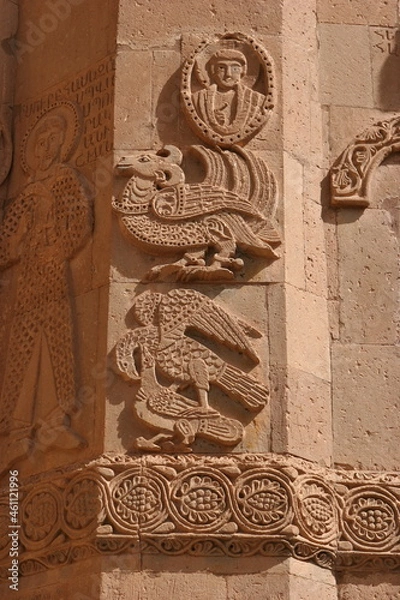 Obraz The Cathedral of the Holy Cross  on Aghtamar Island, in Lake Van in eastern Turkey, is a medieval Armenian Apostolic cathedral, built as a palatine church for the kings of Vaspurakan and later servin