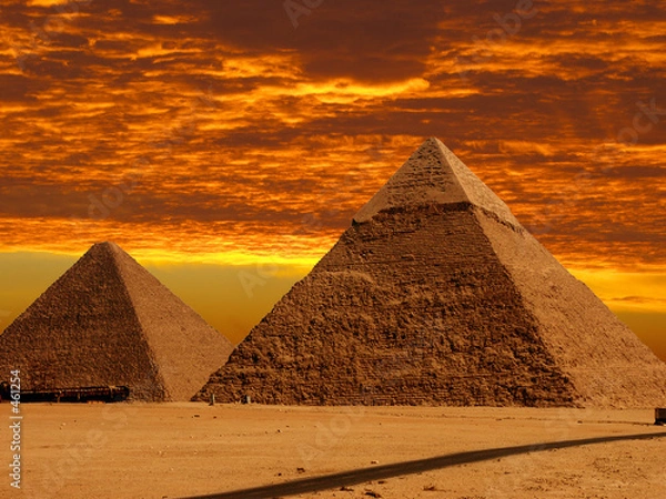 Obraz Dramatyczne piramidy