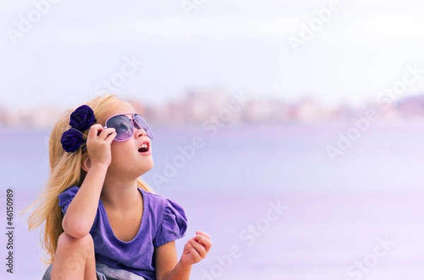 Fototapeta Девочках в очках