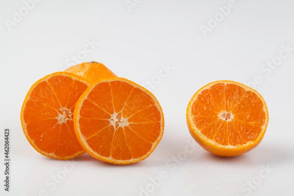 Fototapeta 과일,귤,고해상,노란색,누끼,단면,비타민,사람없음,스튜디오,신선,실내,열매,오렌지,오브젝트,유기농,음식,음식재료,천혜향