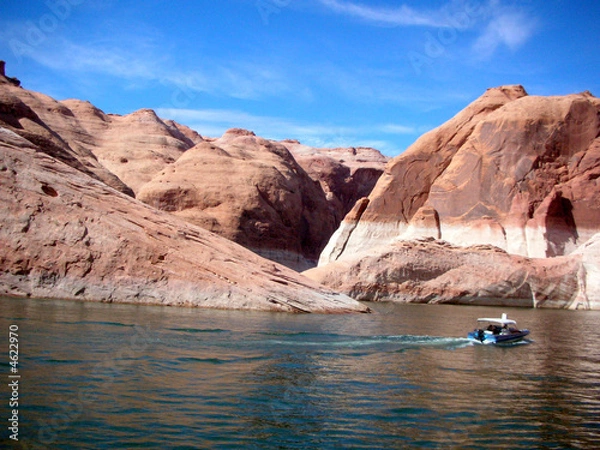 Obraz boating on lake powell