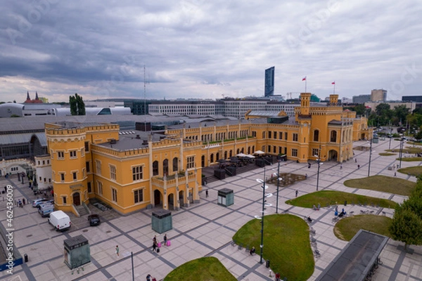 Fototapeta Wrocław, a city in Poland on a sunny and slightly cloudy day. Main Railway Station, Market Square in Wrocław and characteristic places.