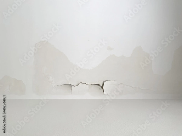 Obraz whitewash and plaster of ceiling crack and break from rain leakage from roof or top floor