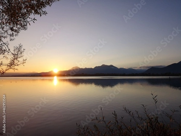 Fototapeta sunset over lake