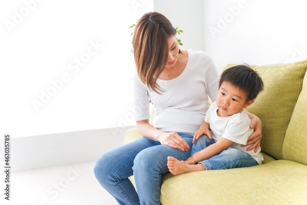 Obraz 自宅で遊ぶ子どもとお母さん