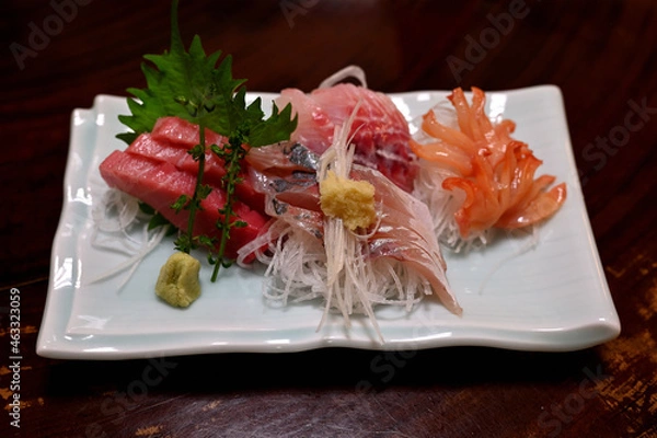 Fototapeta 寿司屋の刺身盛り合わせ