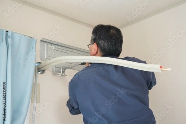 Obraz エアコンの取り付け作業