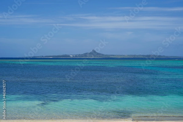 Obraz Ie island and beautiful sea in Okinawa.
