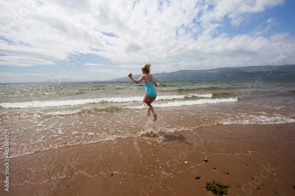 Obraz Child playing on the beach