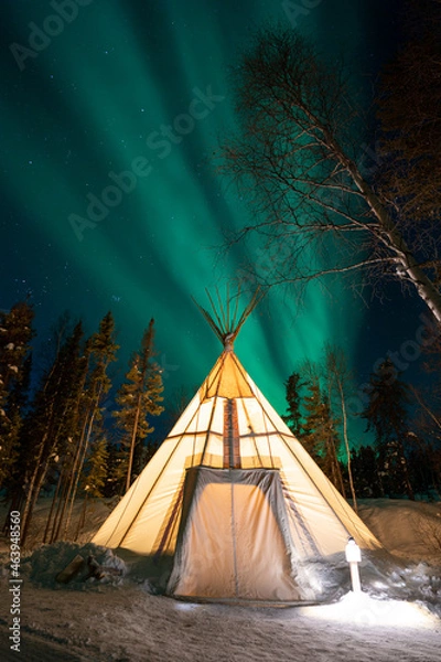 Obraz 先住民族のテントとオーロラ