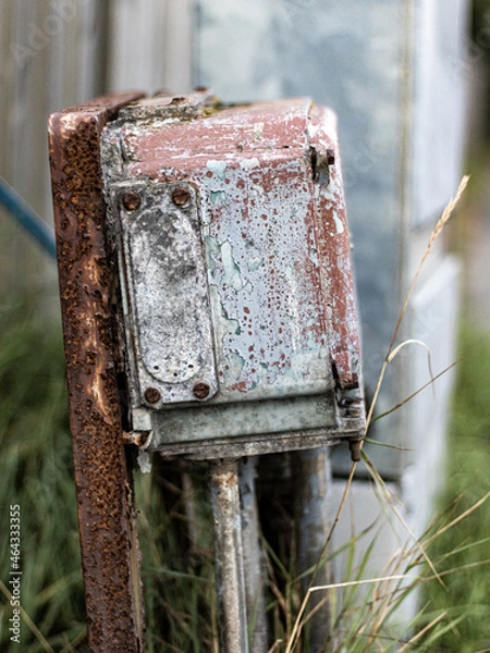 Obraz old rusty metal box