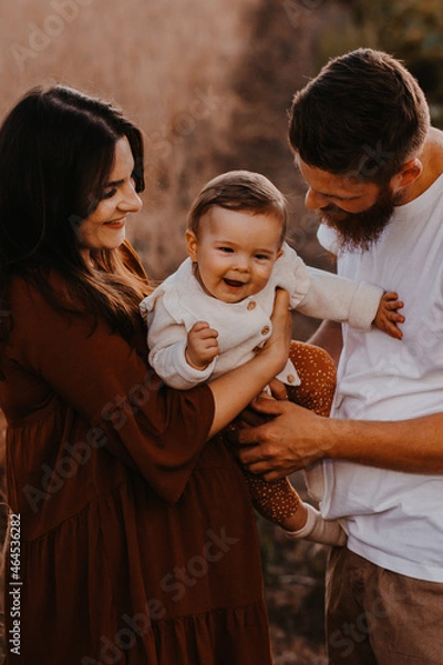 Obraz Vater Mutter Kind - gemeinsam Zeit verbringen und Natur erleben