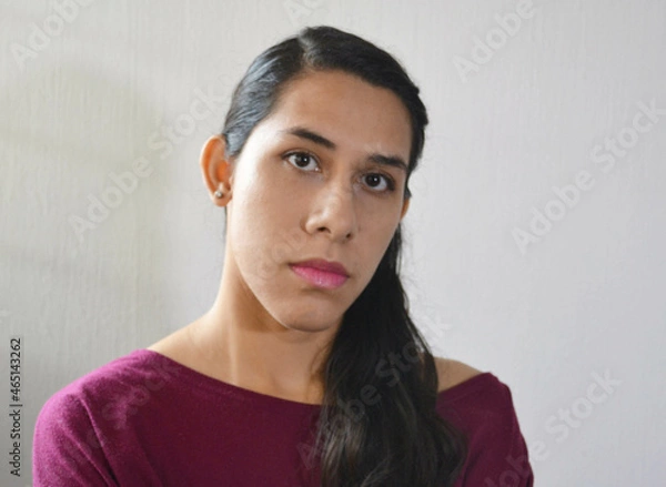 Obraz Mujer morena de frente