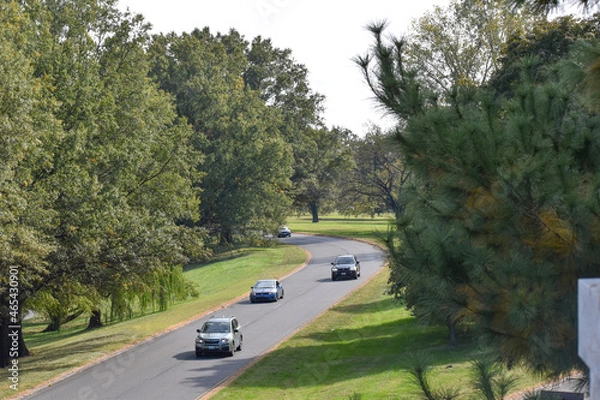 Fototapeta Arlington, Virginia, USA - October 25, 2021: View of the Northbound Side of the George Washington Memorial Parkway as Seen from Memorial Bridge
