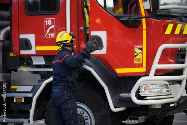 Fototapeta firefighter in action during a training in france