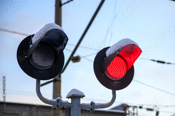 Obraz symophore showing a red signal