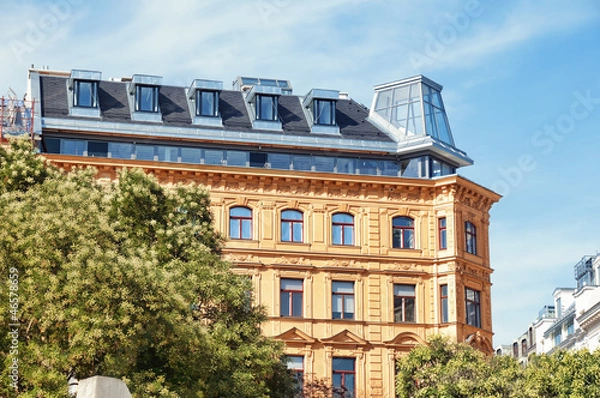 Obraz Elegant apartment building in central Vienna