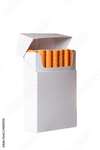 Obraz Pack of cigarettes isolated on white background