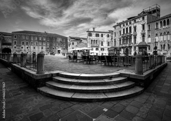 Fototapeta Black and white Venice. View of the old town square and stairs. Venice without water. Italy. Veneto.