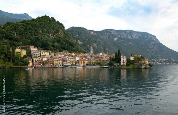 Fototapeta Varenna, Lake Como