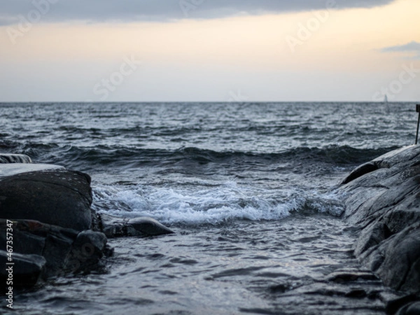 Obraz Waves breaking in the evening