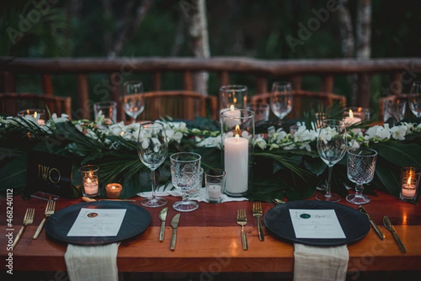 Obraz mesa con candelabros