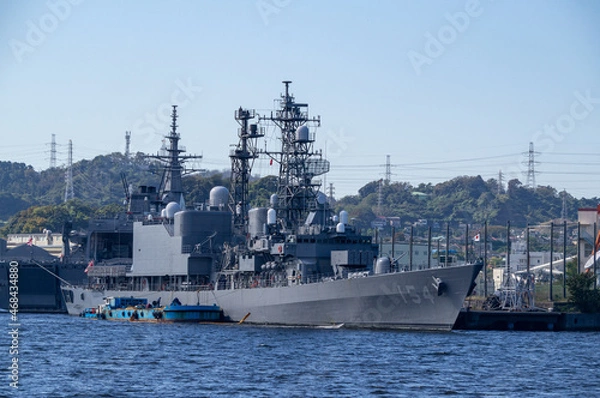 Fototapeta 神奈川県横須賀市の港