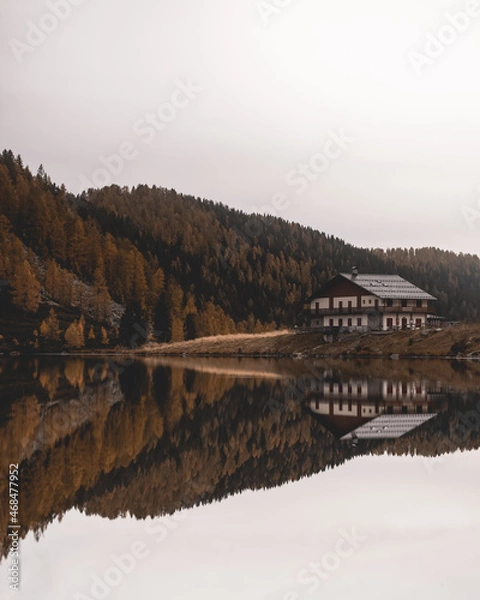 Obraz Dolomiti e un Rifugio