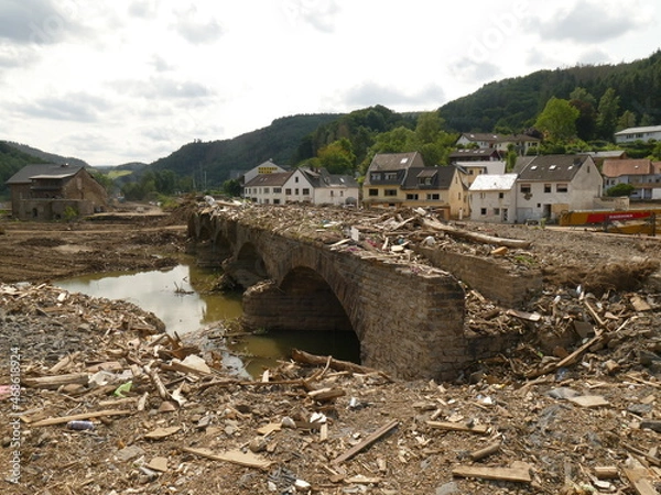 Fototapeta Ahr-Hochwasser, Kreuzberg