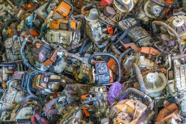 Obraz Chainsaws used for illegal logging in Cambodia