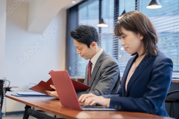 Fototapeta オフィスでの会社面接採用試験シーン