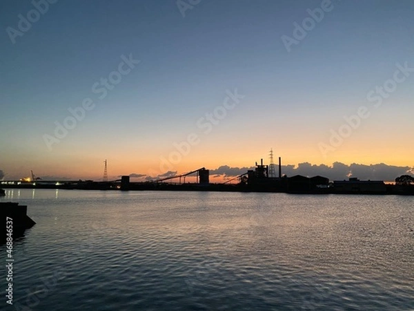 Fototapeta 朝　工場