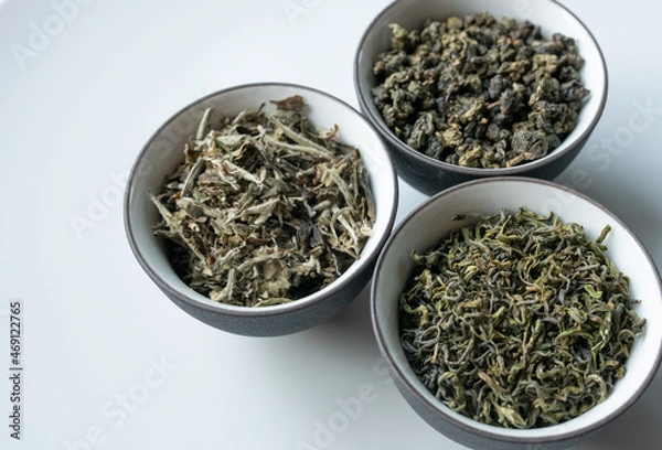 Fototapeta grüner Tee - 綠茶、Oolong Tee - 烏龍茶、weißer Tee - 白茶