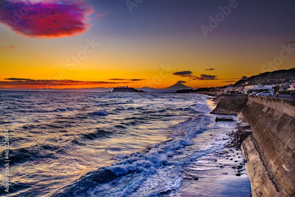 Fototapeta 七里ヶ浜からみた富士山と江の島