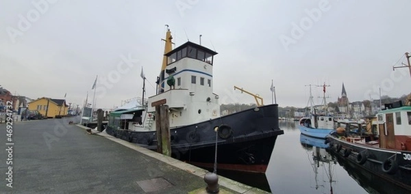 Obraz ship in the harbor