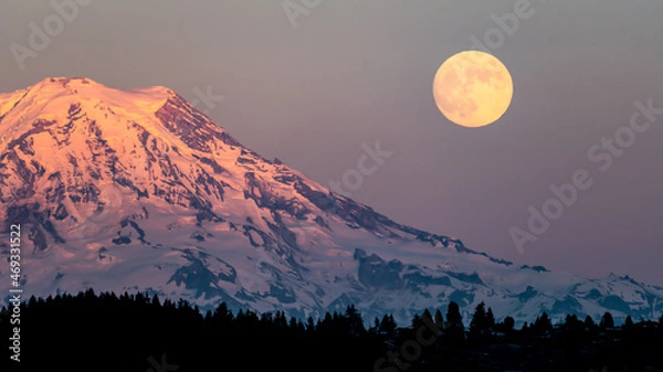 Obraz full moon over Mt Rainier 