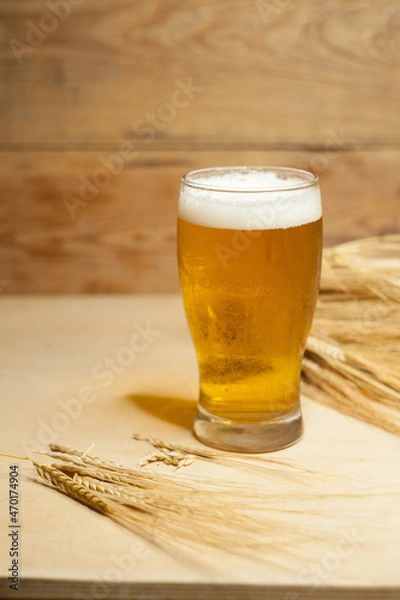 Obraz Glass of beer with barley
