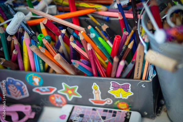 Obraz pencils, colored pencils, creative clutter on the table, drawing tools, children's creativity