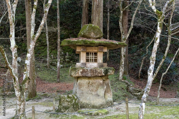 Obraz EOSRP.広島佛通寺、力作石灯篭。